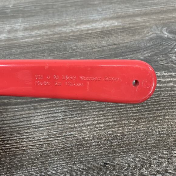 VTG - 1993 Warner Bros Six Flags Looney Tunes Sylvester The Cat Back Scratcher - Picture 8 of 8